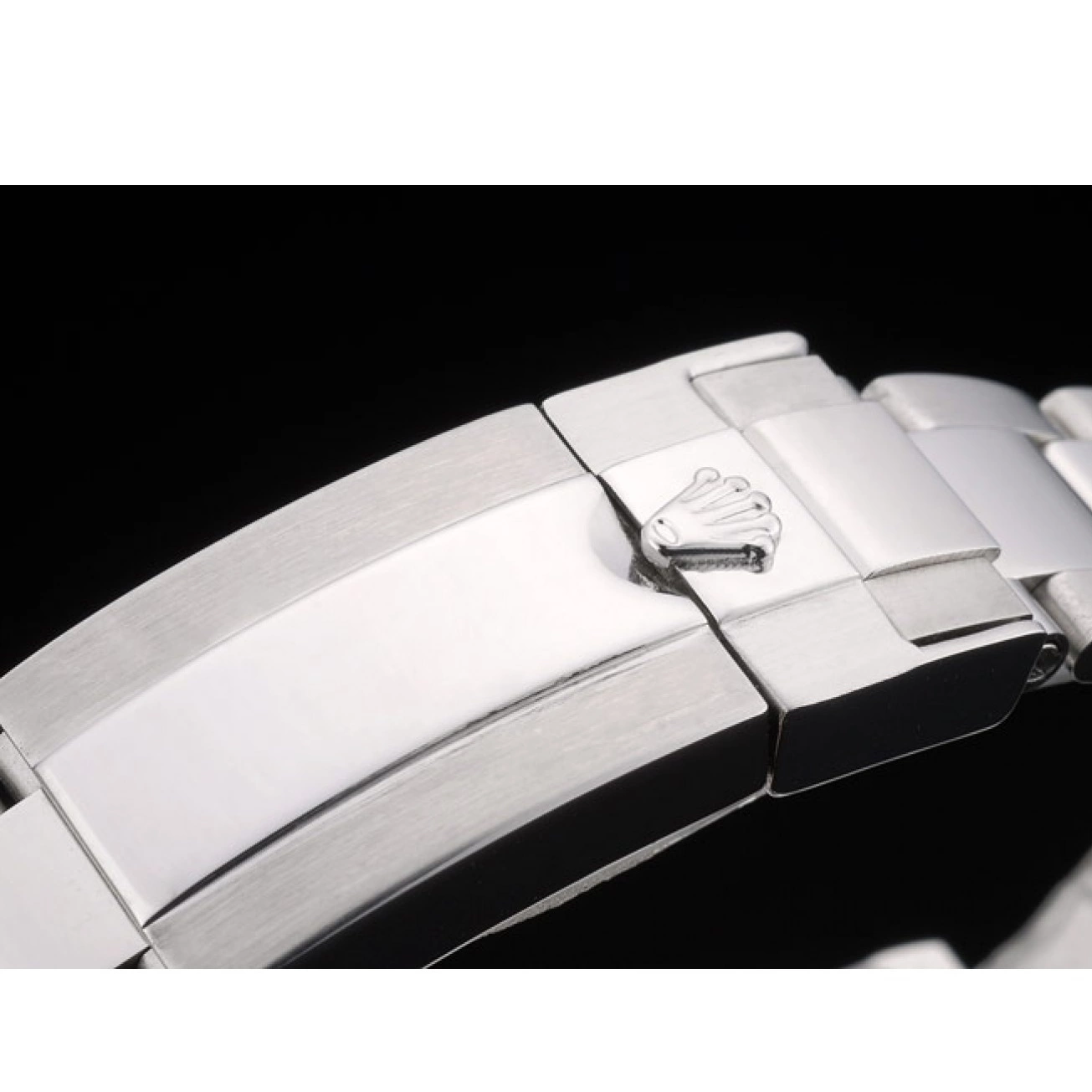 AAA Replica Watches Rainbow Rolex Strap Steep Dial 80250 Daytona Black Cosmograph Stainless Crystals Bezel 0728